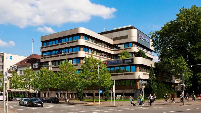 Außenansicht der Zentrale der Öffentlichen Versicherungen Oldenburg in der Oldenburger Innenstadt.